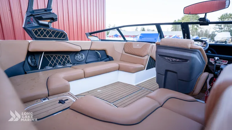 Slide: The Image of Correct Craft Super Air Nautique GS20 2022 - 8