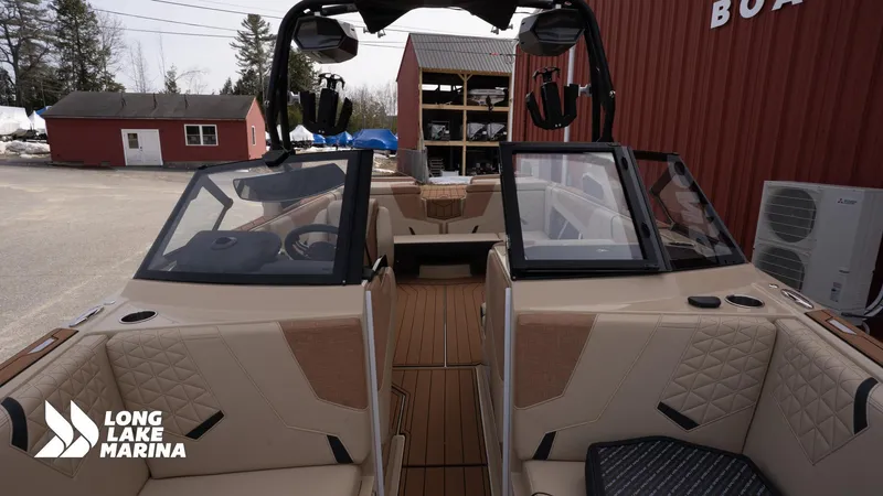 Slide: The Image of Correct Craft Super Air Nautique GS22 2025 - 12