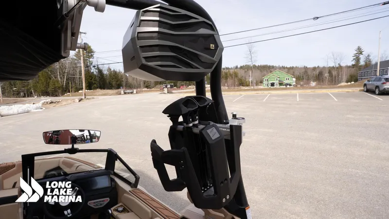 Slide: The Image of Correct Craft Super Air Nautique GS22 2025 - 18