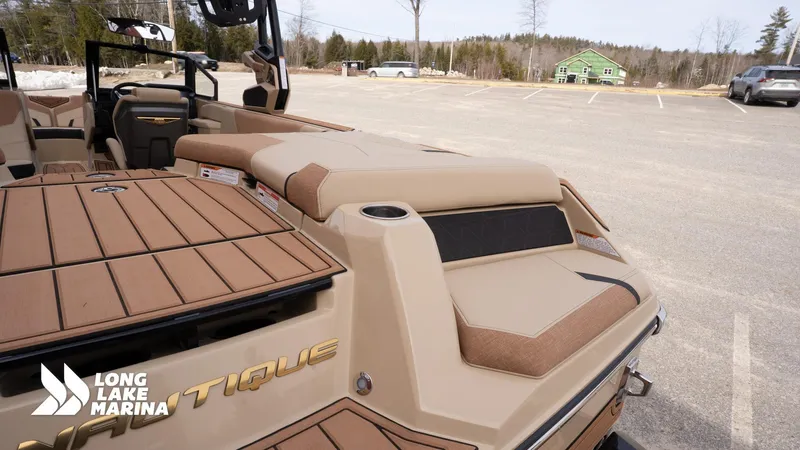 Slide: The Image of Correct Craft Super Air Nautique GS22 2025 - 20
