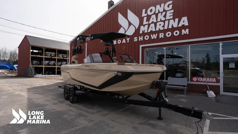 Slide: The Image of Correct Craft Super Air Nautique GS22 2025 - 3