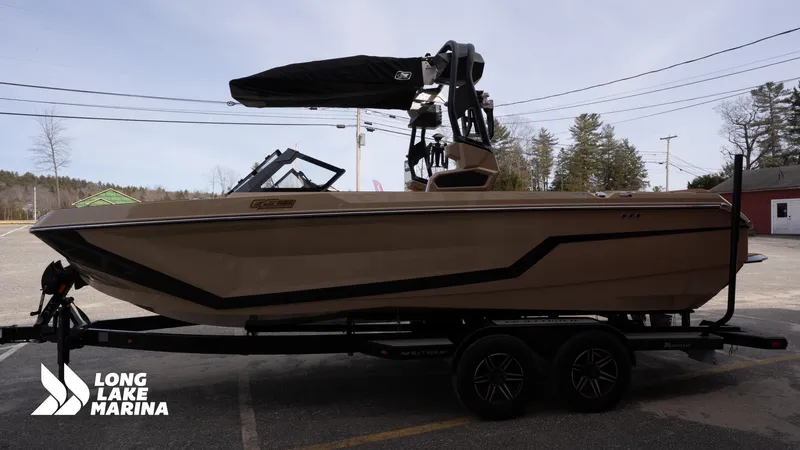 Slide: The Image of Correct Craft Super Air Nautique GS22 2025 - 6