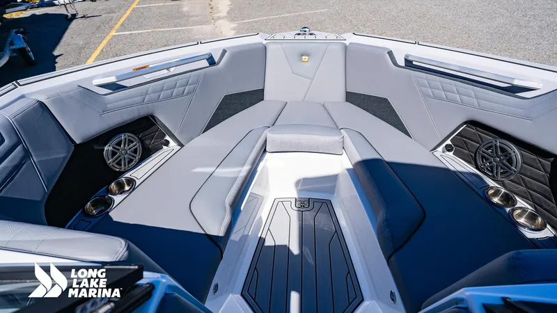 Slide: The Image of Correct Craft Super Air Nautique S23 2025 - 11