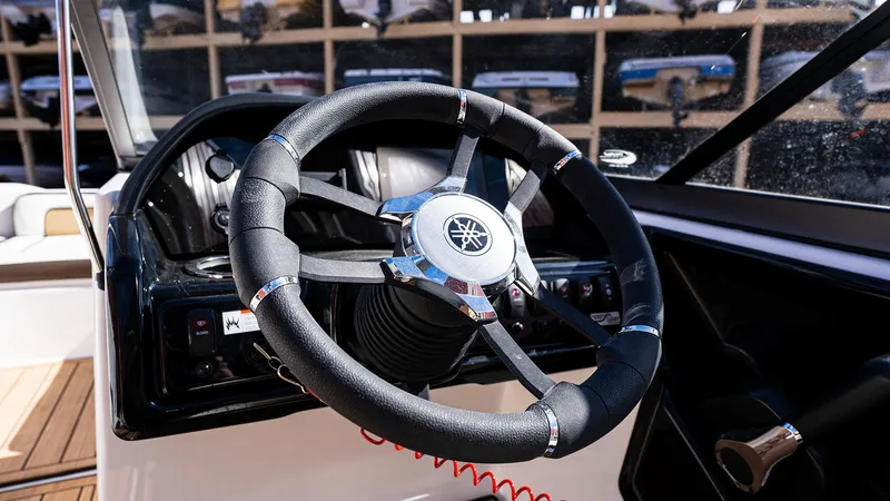 Slide: The Image of Yamaha 195S 2022 - 8