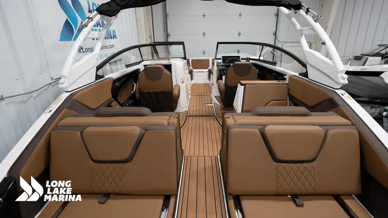 Slide: The Image of Yamaha 252S 2025 - 9