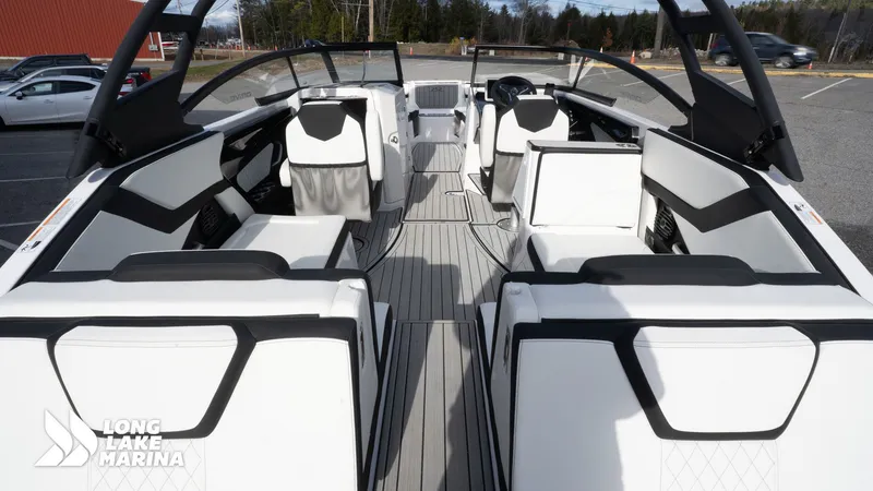 Slide: The Image of Yamaha 252SD 2025 - 9