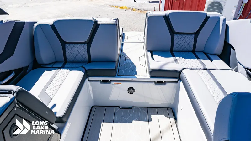 Slide: The Image of Yamaha 255XD 2024 - 7