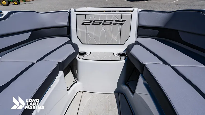 Slide: The Image of Yamaha 255XD 2024 - 8