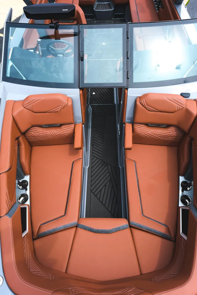 Slide: The Image of MasterCraft XStar 25 2025 - 51