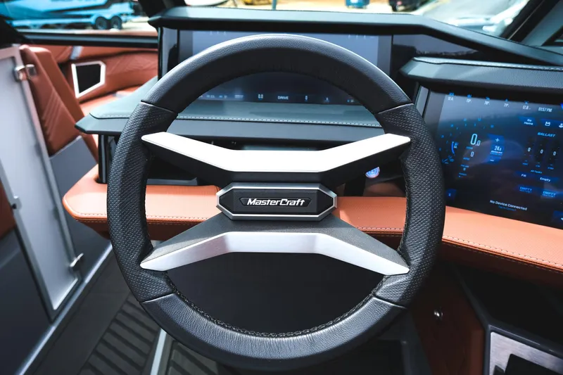 Slide: The Image of MasterCraft XStar 25 2025 - 60