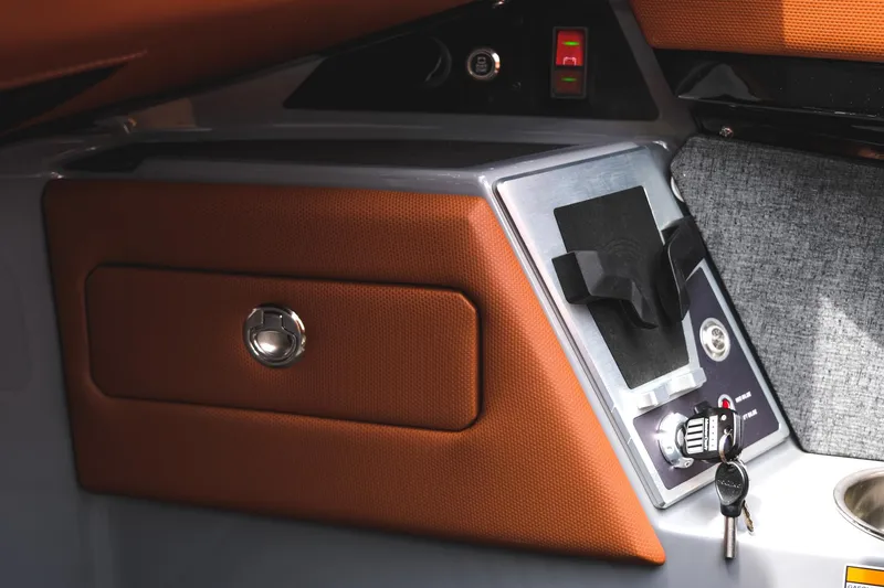 Slide: The Image of MasterCraft XStar 25 2025 - 62