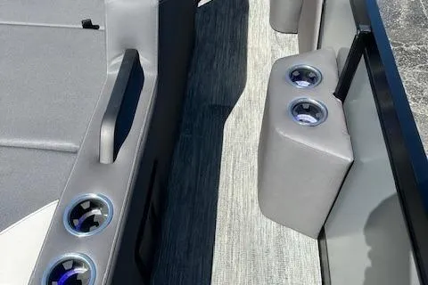 Slide: The Image of Interior of 2025 Viaggio Diamante S with cup holders and sleek seating design. - 40