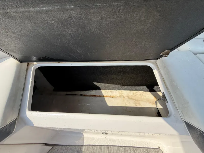 Slide: The Image of Regal 22 FasDeck 2017 - 62