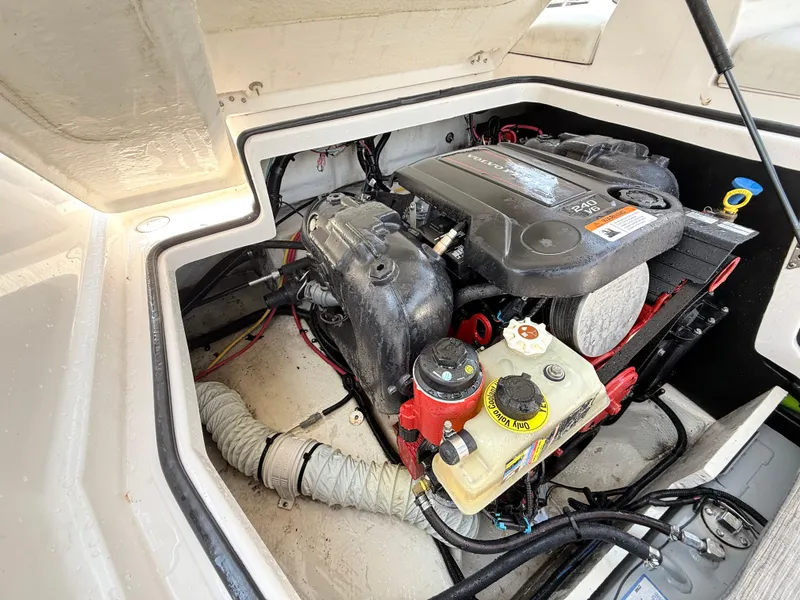 Slide: The Image of Regal 22 FasDeck 2017 - 67