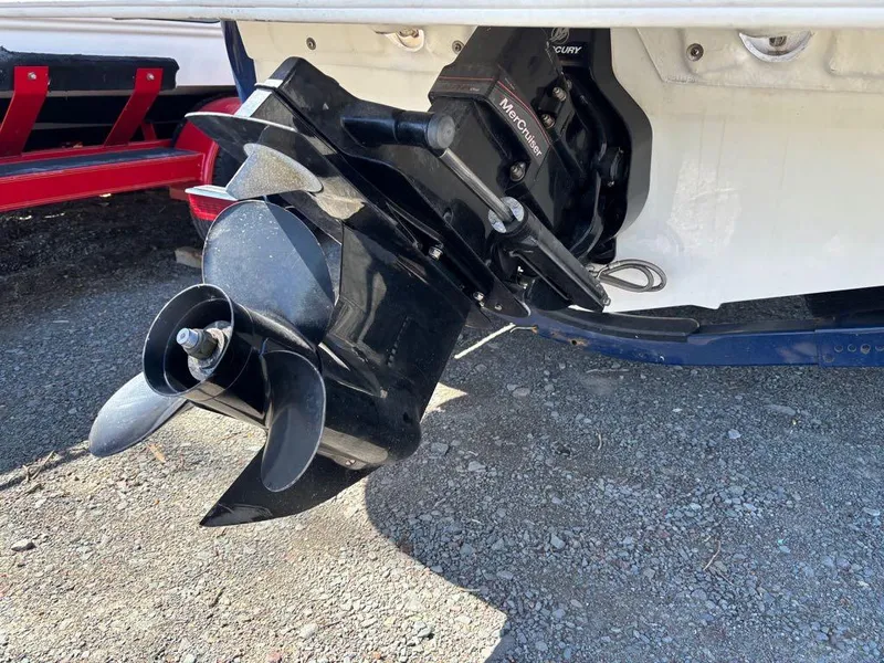 Slide: The Image of Larson LX 185S I/0 2014 - 12