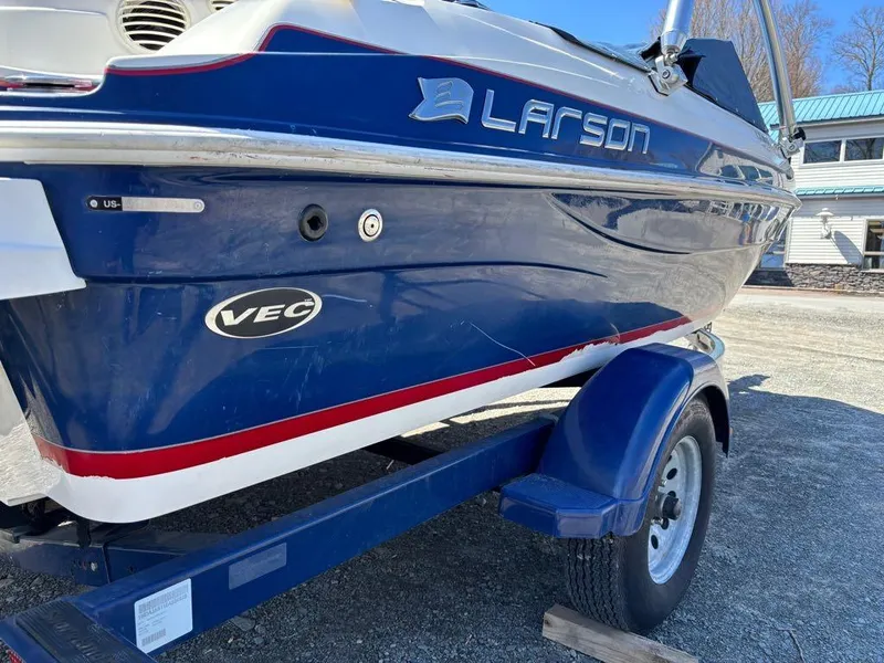 Slide: The Image of Larson LX 185S I/0 2014 - 13