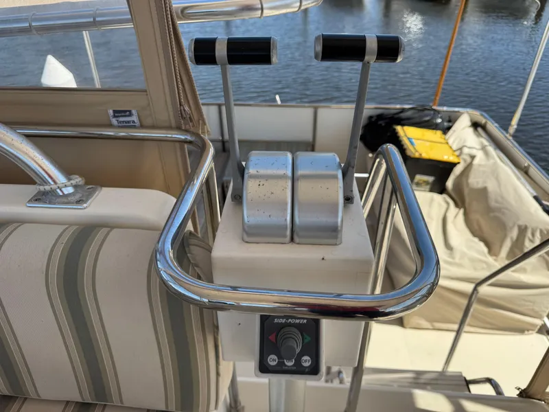 Slide: The Image of 15 2005 Sabreline 47 Flybridge Side Power - 12