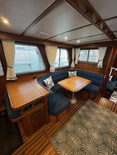 Slide: The Image of Sabre 47 Motor Yacht 2005 - 14