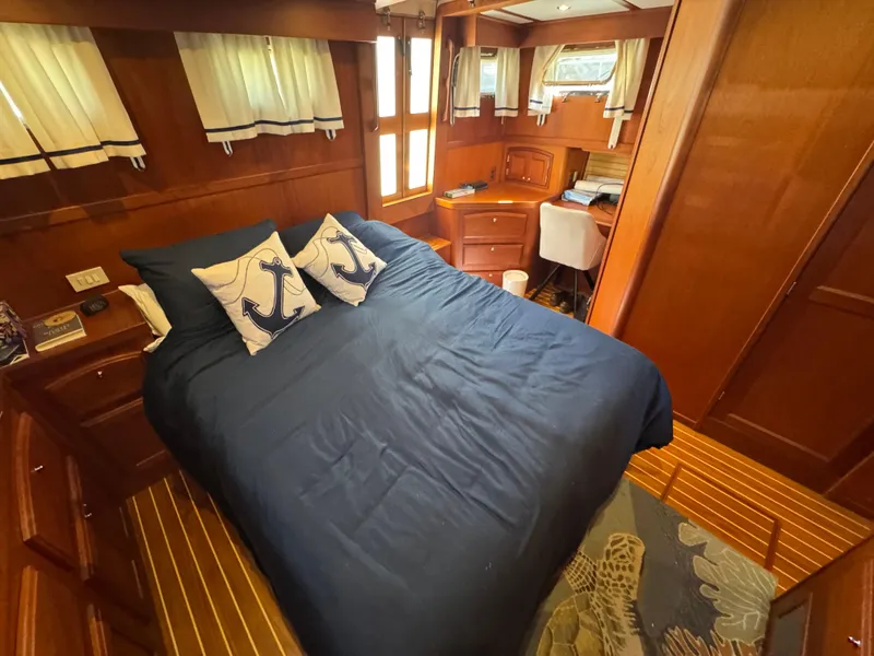 Slide: The Image of 25 2005 Sabreline 47 Owner's Stateroom Aft 2 - 24
