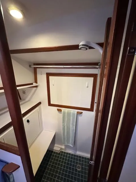 Slide: The Image of Sabre 47 Motor Yacht 2005 - 37