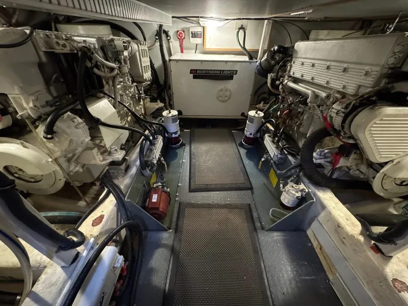 Slide: The Image of 46 2005 Sabreline 47 Engine Room - 45