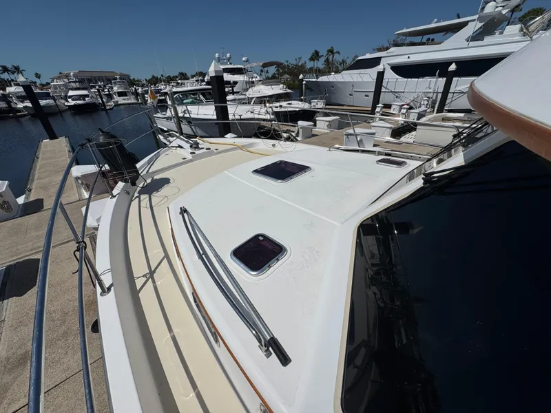 Slide: The Image of 54 2005 Sabreline 47 Bow 1 - 51