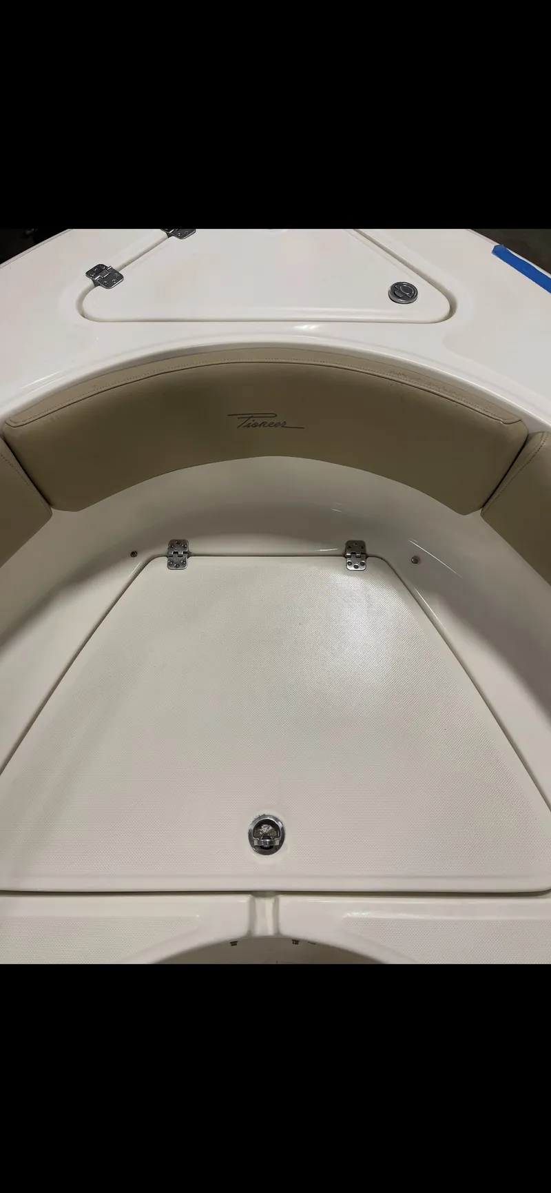 Slide: The Image of Interior view of 2019 Pioneer 202 Sportfish boat. - 12