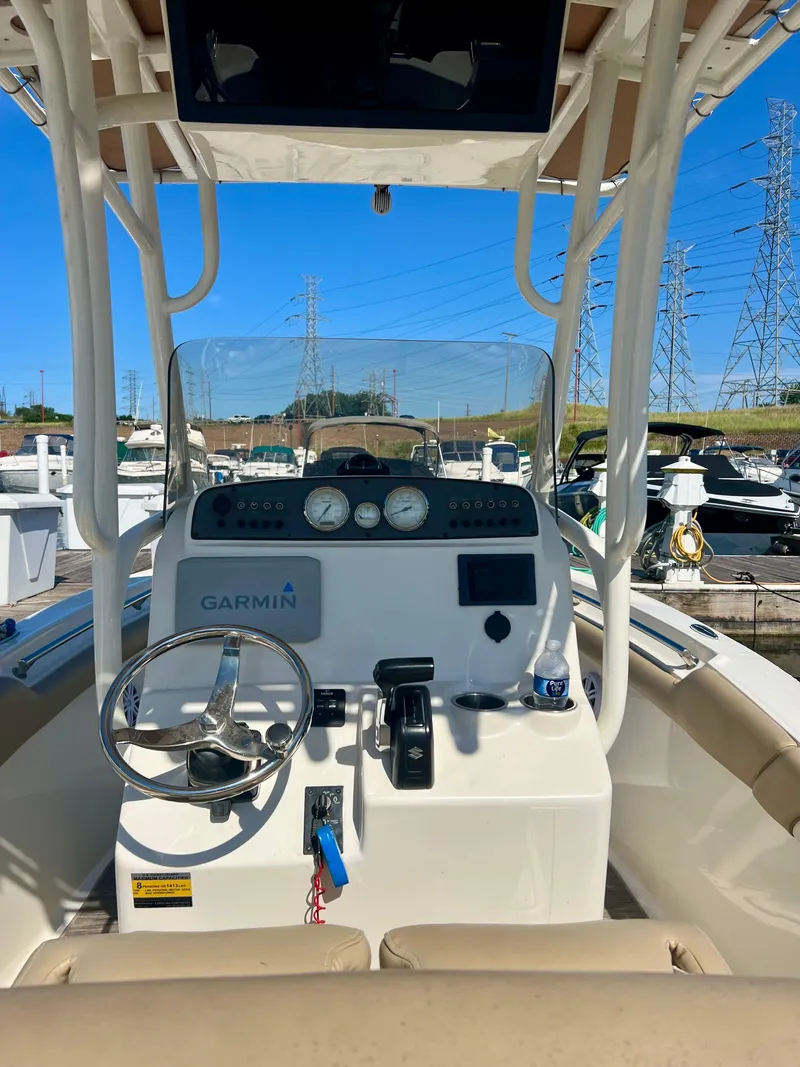 Slide: The Image of Pioneer 202 Sportfish 2019 - 5