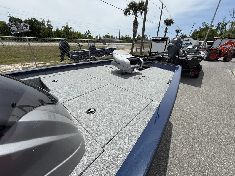 Slide: The Image of G3 Sportsman 1810 2025 - 6