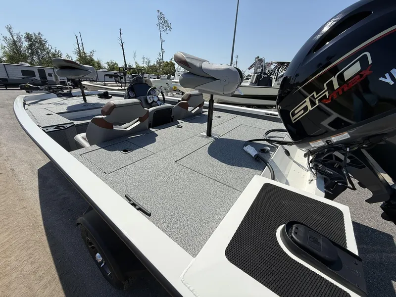 Slide: The Image of G3 Sportsman 1710 PFX 2025 - 4