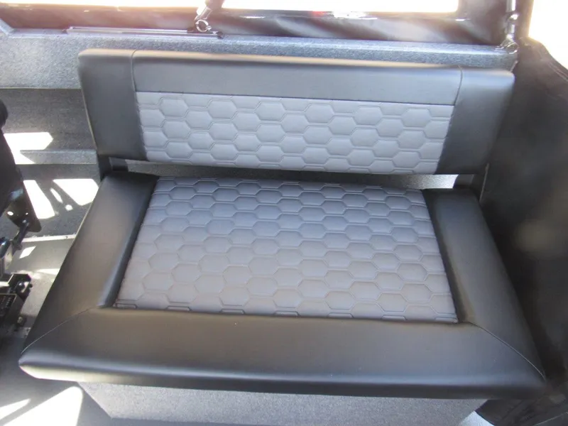 Slide: The Image of North River 22' Seahawk 2026 - 15