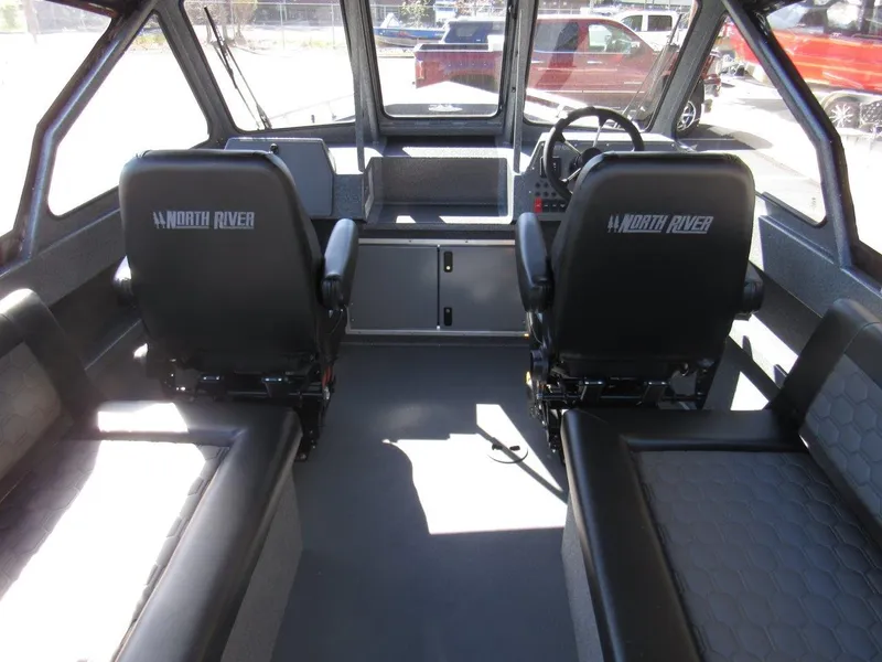 Slide: The Image of North River 22' Seahawk 2026 - 16