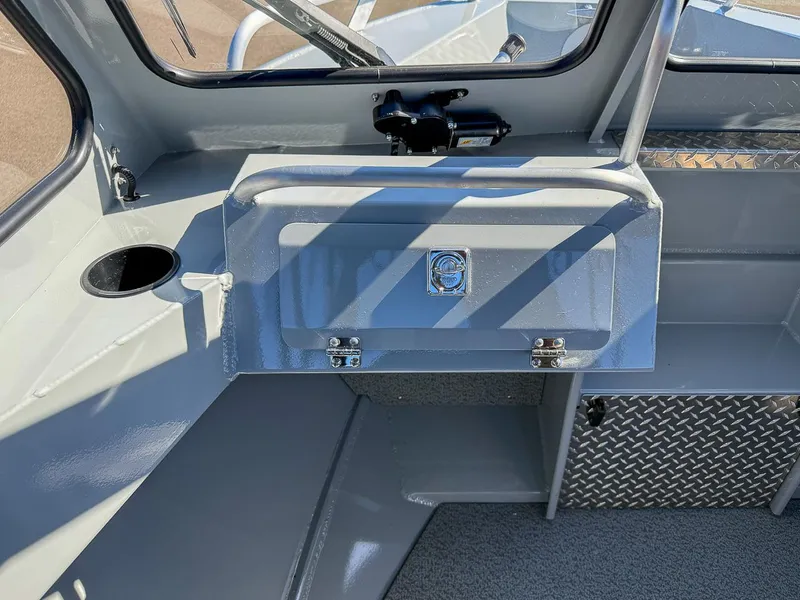 Slide: The Image of Hewescraft 200 Sportsman 2026 - 11