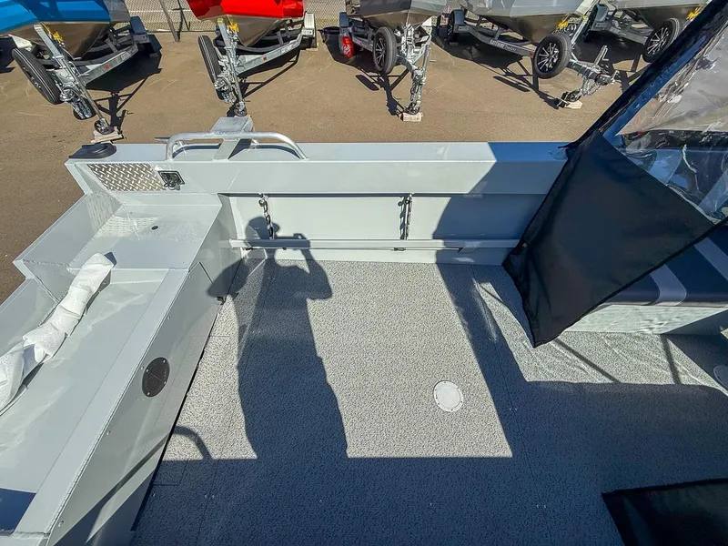 Slide: The Image of Hewescraft 200 Sportsman 2026 - 17