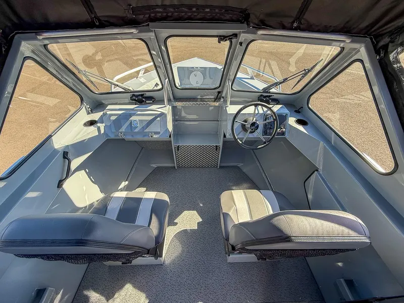 Slide: The Image of Hewescraft 200 Sportsman 2026 - 9