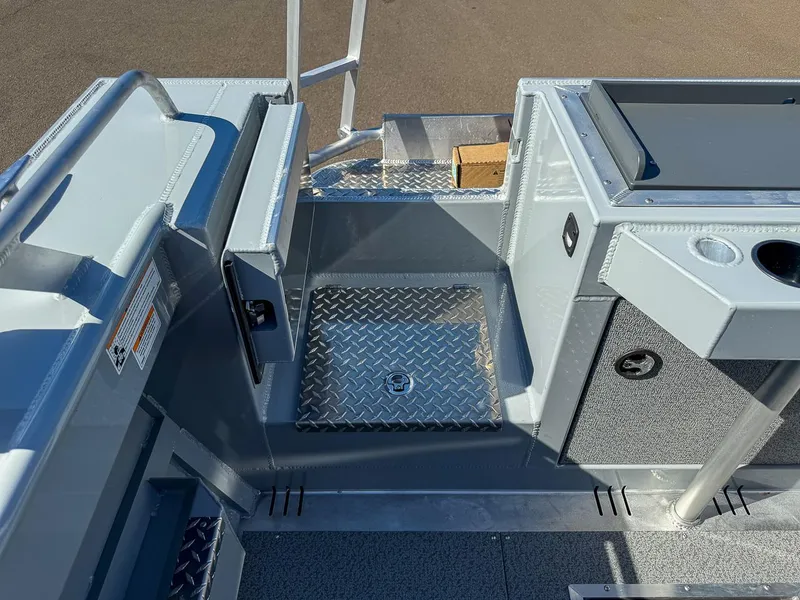 Slide: The Image of Hewescraft 210 Sea Runner Hard Top 2025 - 20