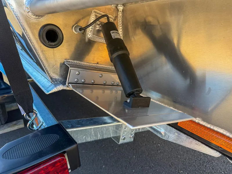 Slide: The Image of Hewescraft 210 Sea Runner Hard Top 2025 - 21