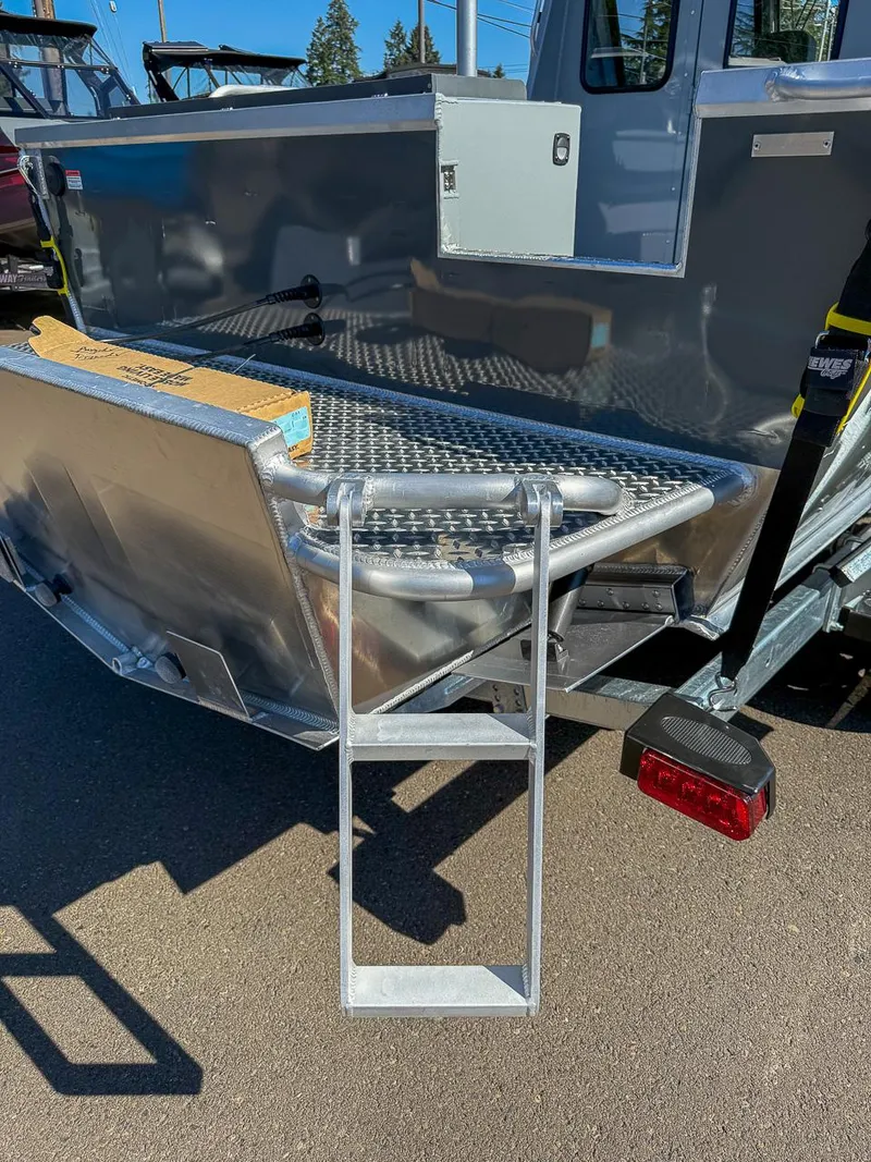 Slide: The Image of Hewescraft 210 Sea Runner Hard Top 2026 - 22