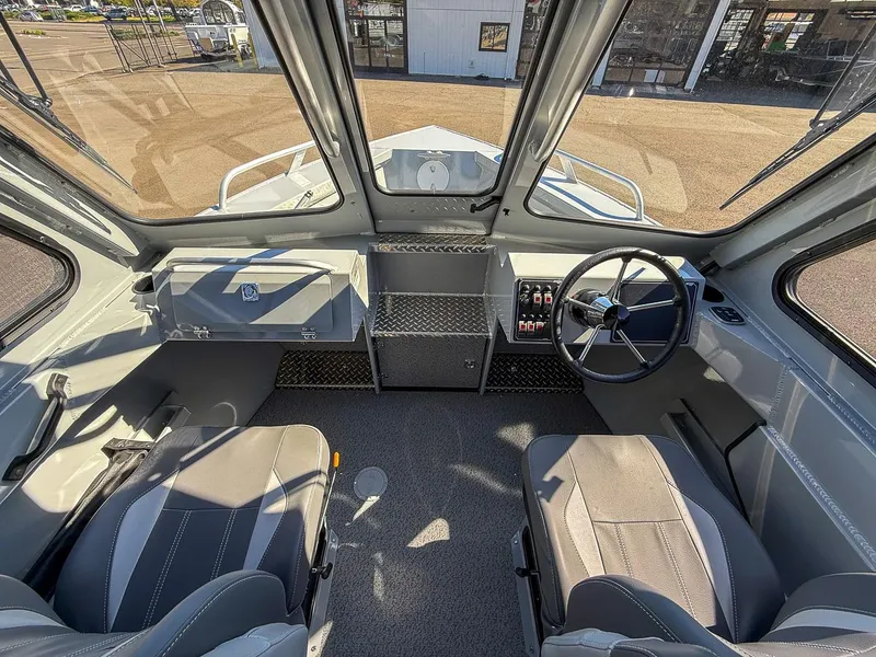 Slide: The Image of Hewescraft 210 Sea Runner Hard Top 2026 - 8