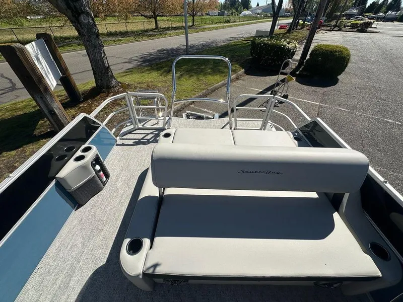 Slide: The Image of South Bay 224UL LE Entertainment 2.75 2025 - 16