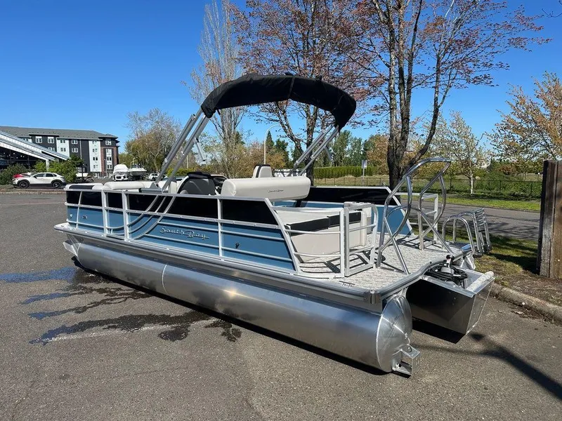 Slide: The Image of South Bay 224UL LE Entertainment 2.75 2025 - 4