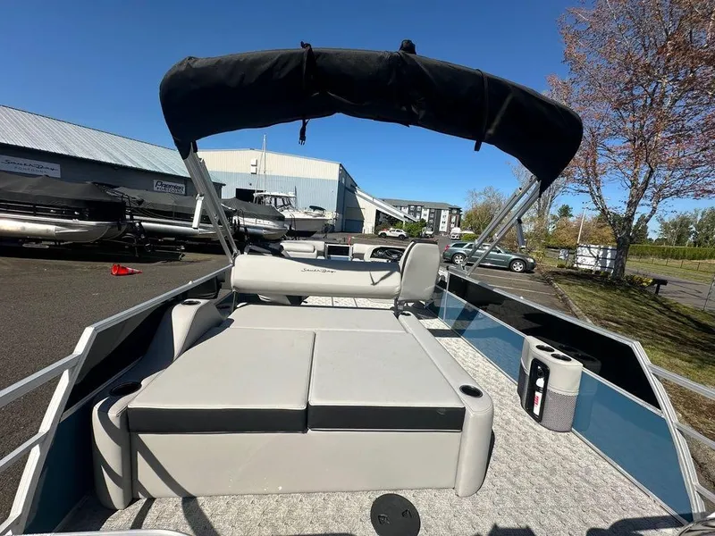 Slide: The Image of South Bay 224UL LE Entertainment 2.75 2025 - 7