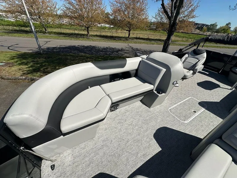 Slide: The Image of South Bay 224CR2 LE 2.75 2026 - 3