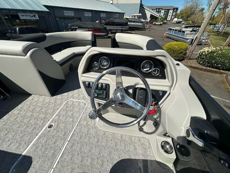 Slide: The Image of South Bay 224CR2 LE 2.75 2026 - 4