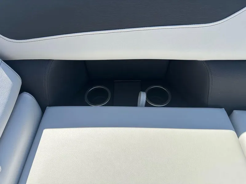 Slide: The Image of South Bay 224CR2 LE 2.75 2026 - 7