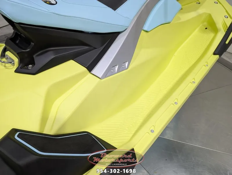 Slide: The Image of Yamaha Jetblaster PRO 2-Up 2025 - 10