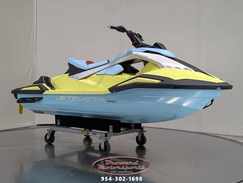 Slide: The Image of Yamaha Jetblaster PRO 2-Up 2025 - 2