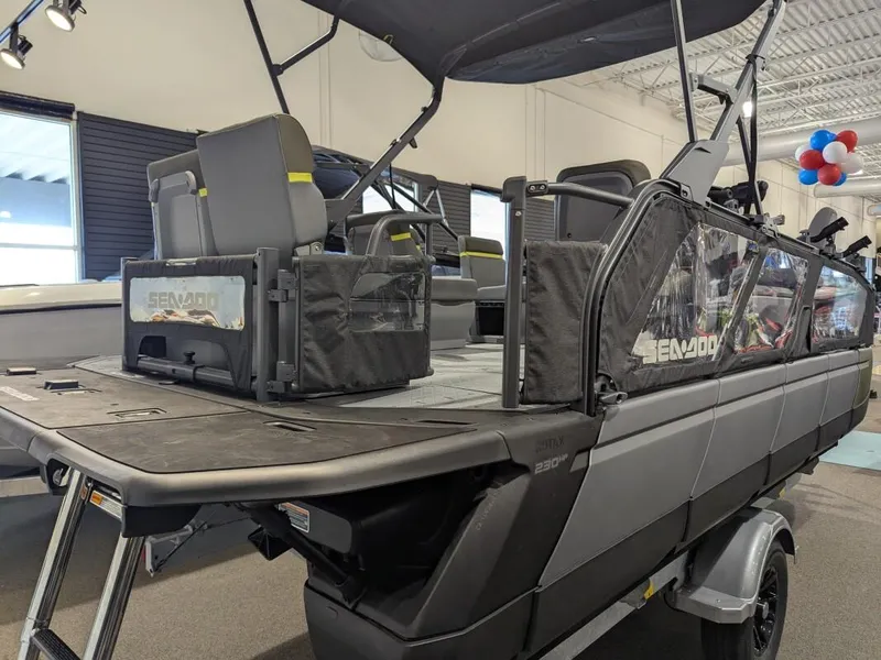 Slide: The Image of Sea-Doo Switch Fish 21 2025 - 5