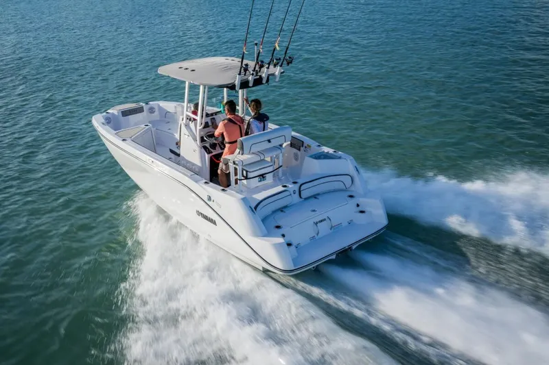 Slide: The Image of Yamaha 220 FSH Sport 2025 - 23