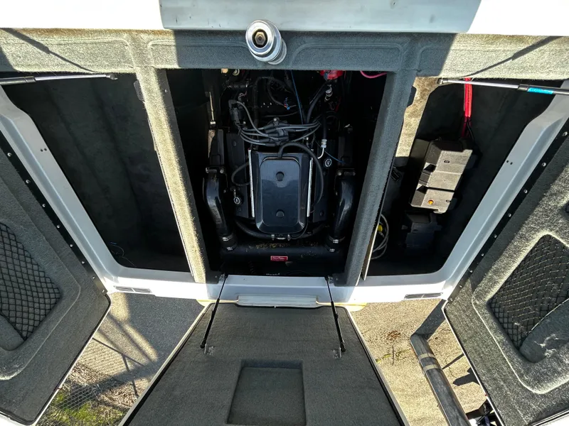 Slide: The Image of Malibu 23 2001 - 16